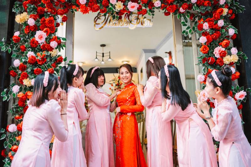 Dam cuoi khong co co dau hoac chu re